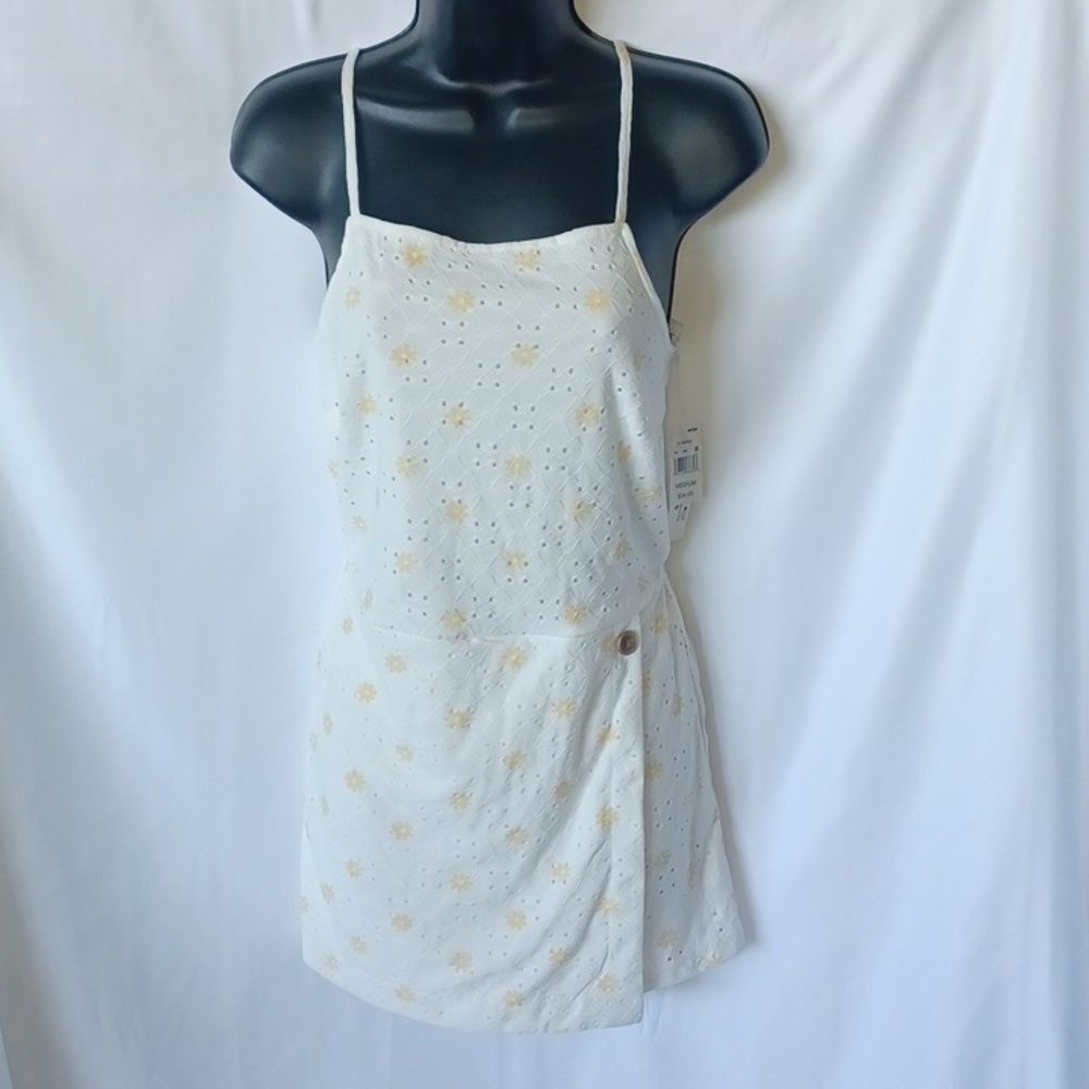 Wallflower White Eyelet floral romper Junior's Dress Skirt Short Size M